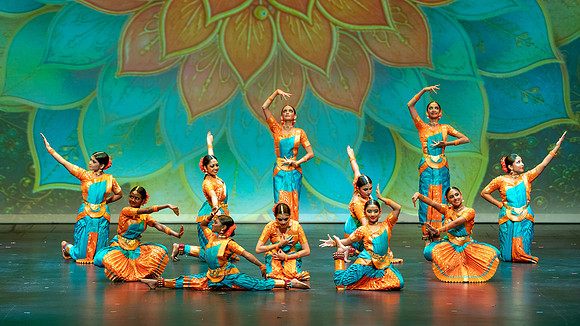410-Kruthi-Shagun-Show1__DSC6192