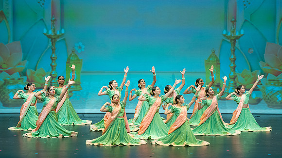 431-Kruthi-Shagun-Show1__DSC6203