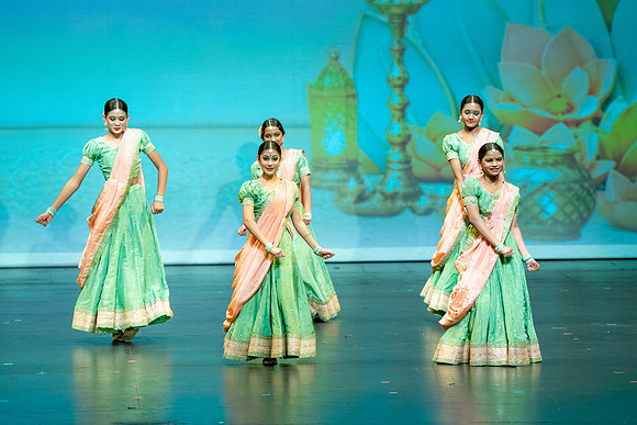 465-Kruthi-Shagun-Show1__DSC6235