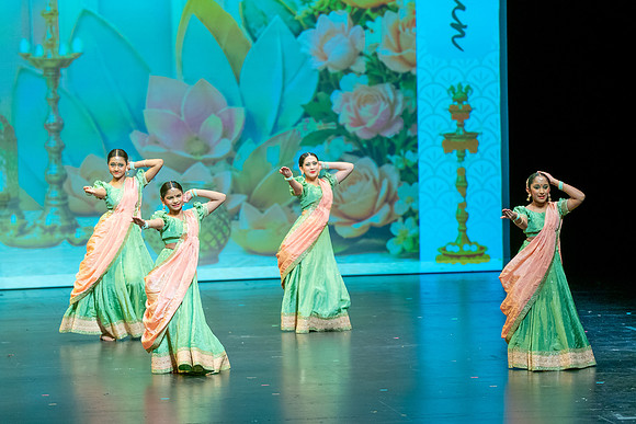 489-Kruthi-Shagun-Show1__DSC6249