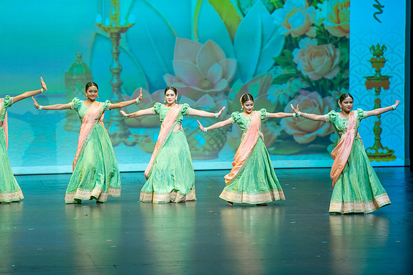 509-Kruthi-Shagun-Show1__DSC6260