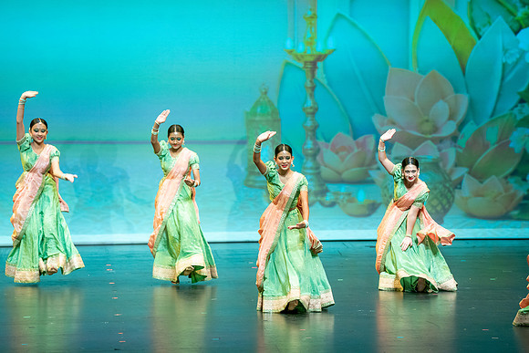 527-Kruthi-Shagun-Show1__DSC6277
