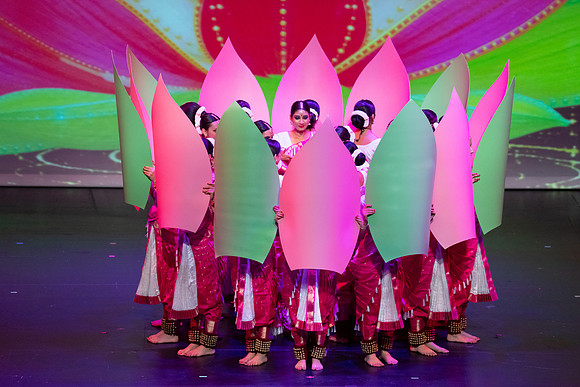 576-Kruthi-Shagun-Show1__A1V2173