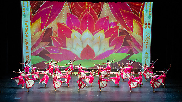645-Kruthi-Shagun-Show1_DSC09466