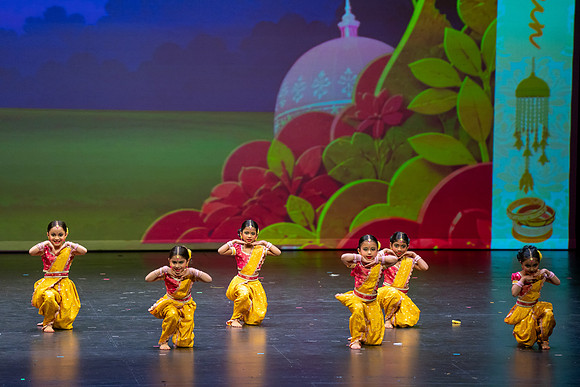793-Kruthi-Shagun-Show1__DSC6419
