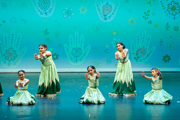 868-Kruthi-Shagun-Show1__DSC6488