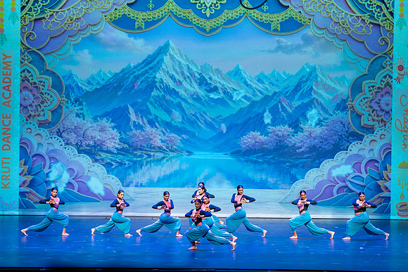 904-Kruthi-Shagun-Show1__DSC6519
