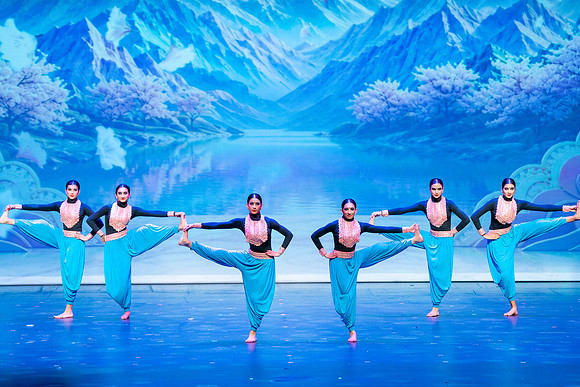 954-Kruthi-Shagun-Show1__DSC6593