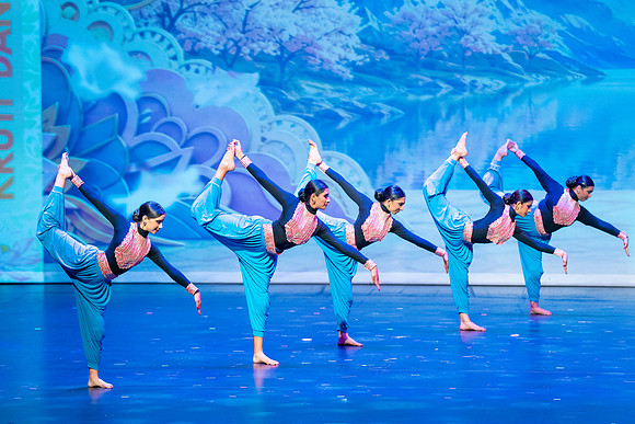 1023-Kruthi-Shagun-Show1__DSC6655