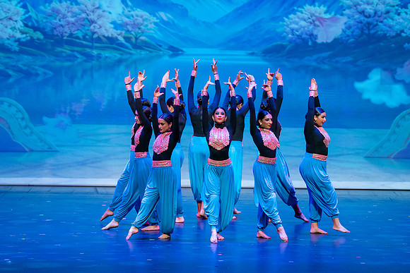 1032-Kruthi-Shagun-Show1__DSC6670