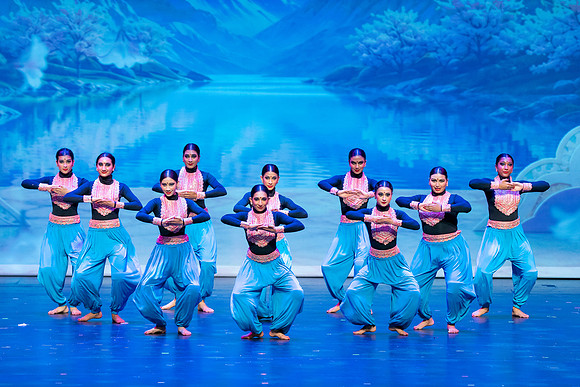 1066-Kruthi-Shagun-Show1__DSC6716