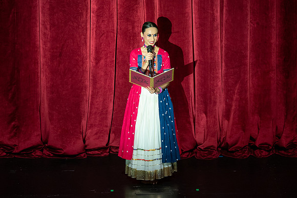 3-Kruthi-Shagun-Show2__DSC7973