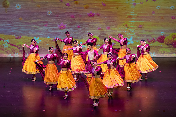 65-Kruthi-Shagun-Show2__DSC8084