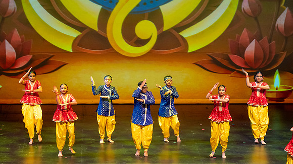 122-Kruthi-Shagun-Show2__DSC8194