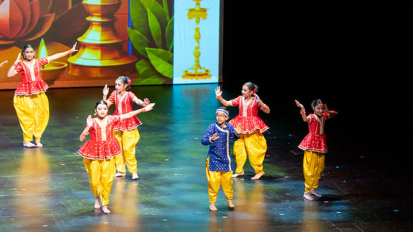 125-Kruthi-Shagun-Show2__DSC8196