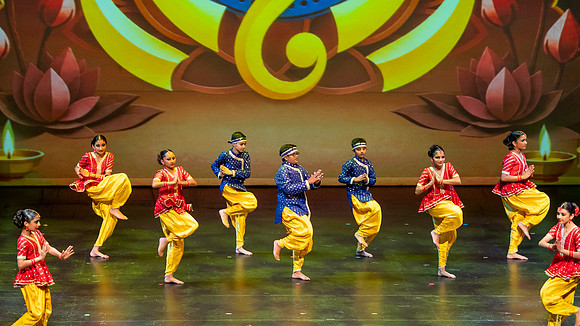 135-Kruthi-Shagun-Show2__DSC8202