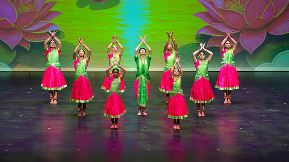 188-Kruthi-Shagun-Show2__DSC8259