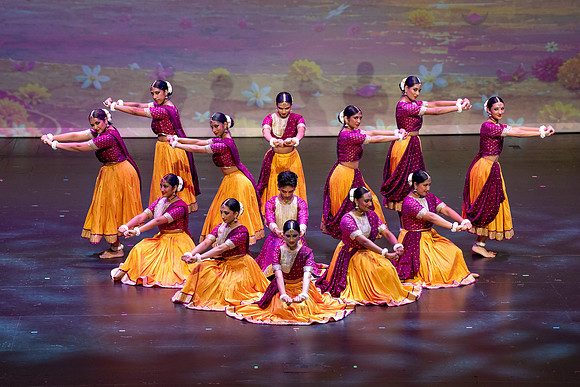 19-Kruthi-Shagun-Show3__DSC0702