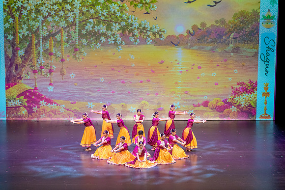 7-Kruthi-Shagun-Show4__DSC4273