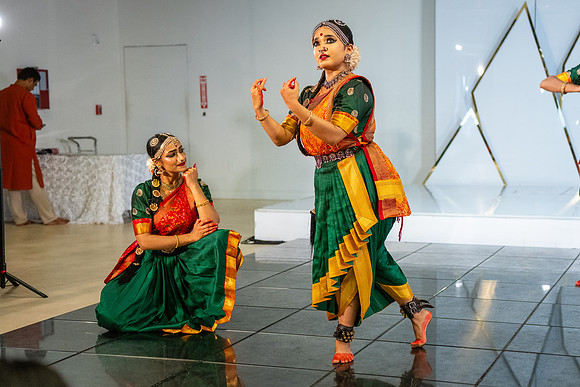 104-Pravaha_VR609364