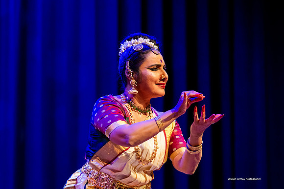 143-Lasya Lahari_VV209994