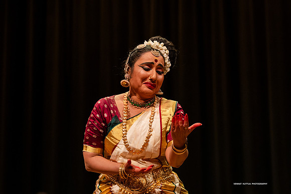 194-Lasya Lahari_VV200364