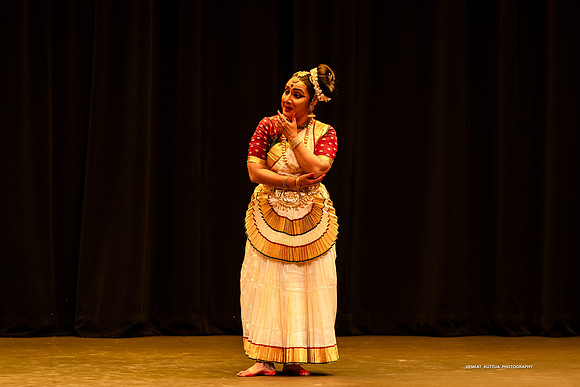 114-Lasya Lahari_VV209692