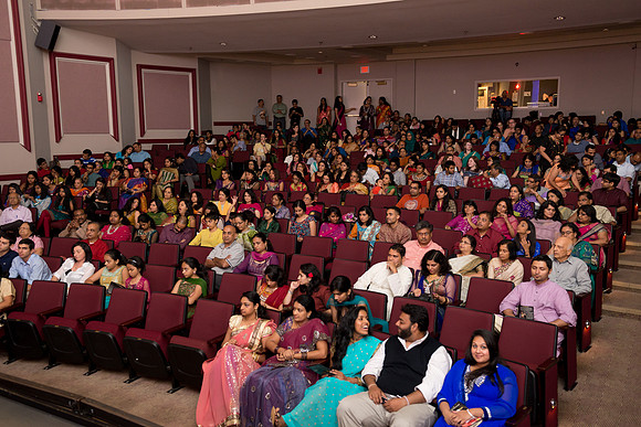 Pooja RMP_D6H7801