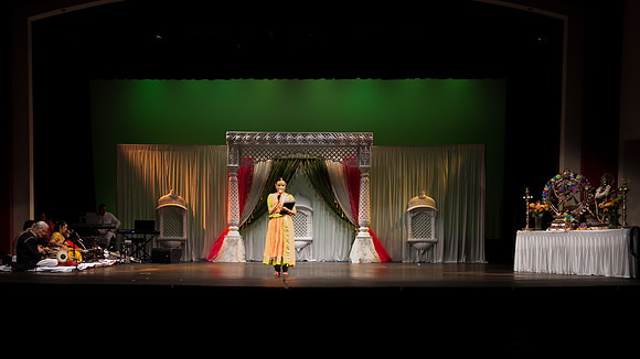 Pooja RMP_D6H7806
