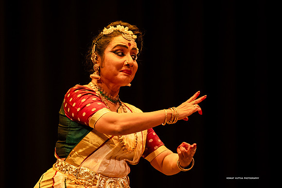 123-Lasya Lahari_VV209814