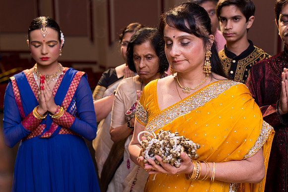 Pooja RMP_D6H7735