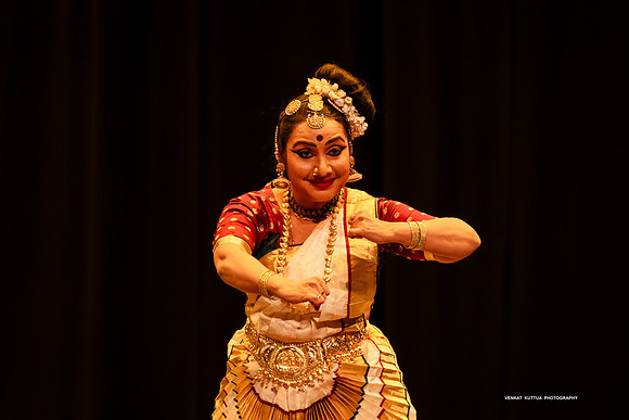 112-Lasya Lahari_VV209653