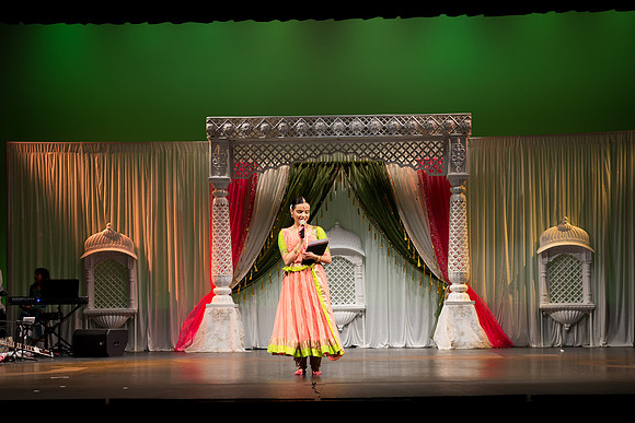 Pooja RMP_D6H7812