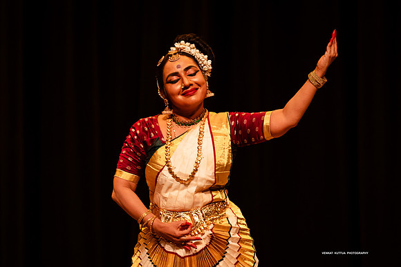 129-Lasya Lahari_VV209874