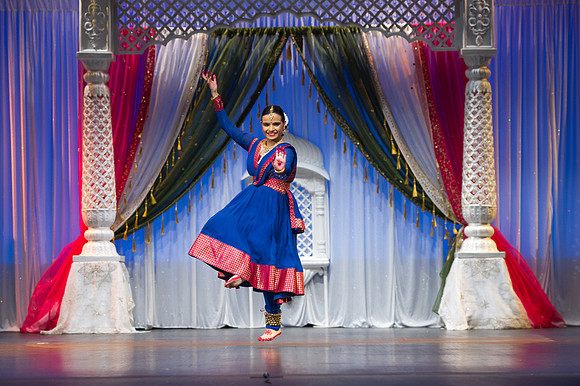 Pooja RMP_D3S8060