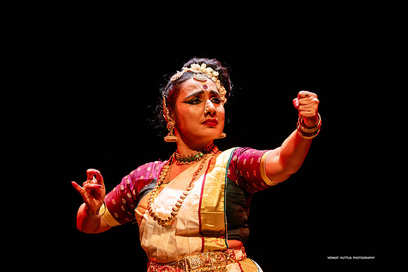 185-Lasya Lahari_VV200261