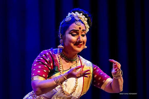 142-Lasya Lahari_VV209969