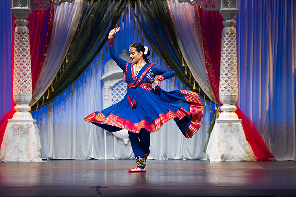 Pooja RMP_D3S8213