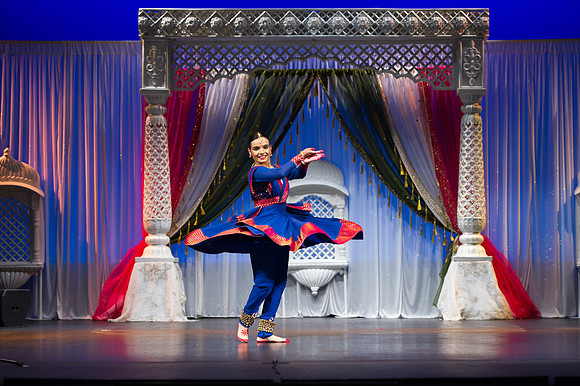 Pooja RMP_D3S8183