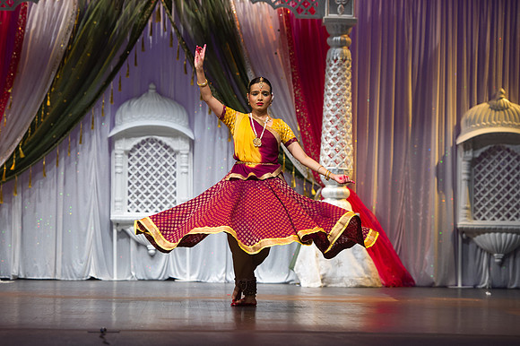 Pooja RMP_D3S8220