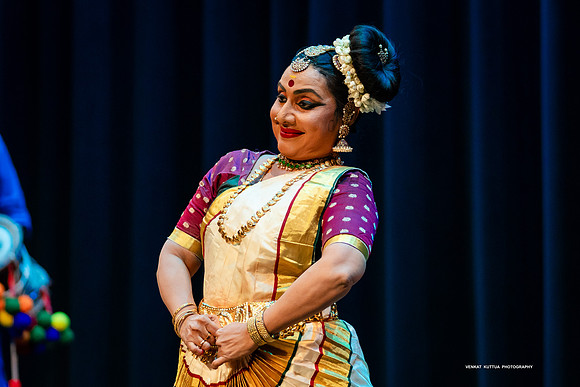 85-Lasya Lahari_VV209489