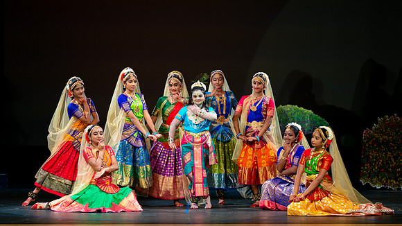 Ananda Leela_V9107895