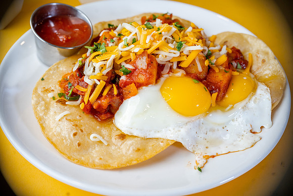 Brunch Spot__2VK3793