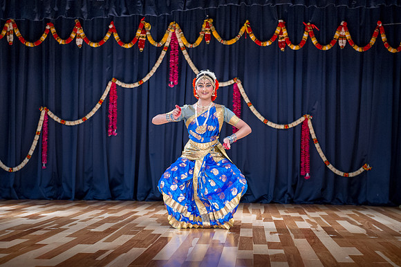 Naveena_D3S4593