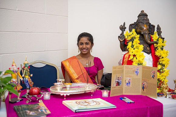Naveena_D3S4457