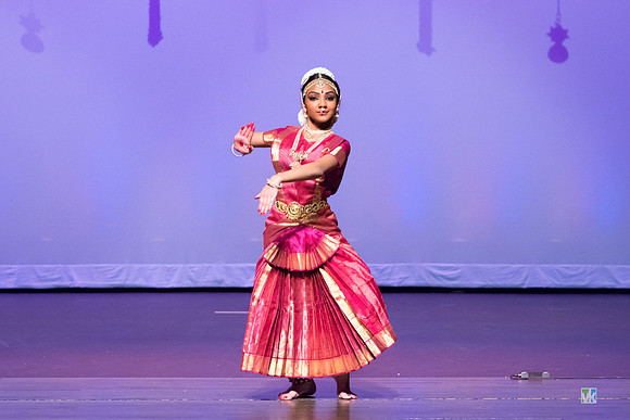 Dharshana_1116415