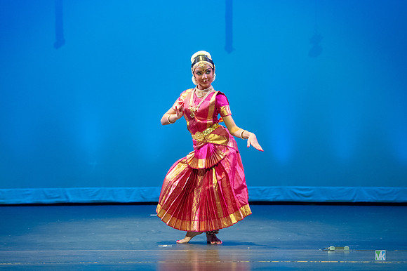 Dharshana_D3S3614