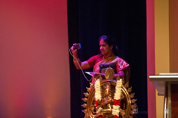Dharshana_D3S3814