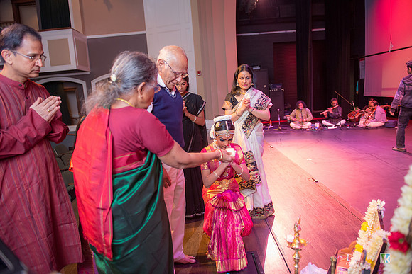Dharshana_6003995