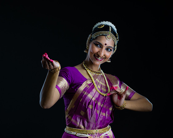 Gayathri-072
